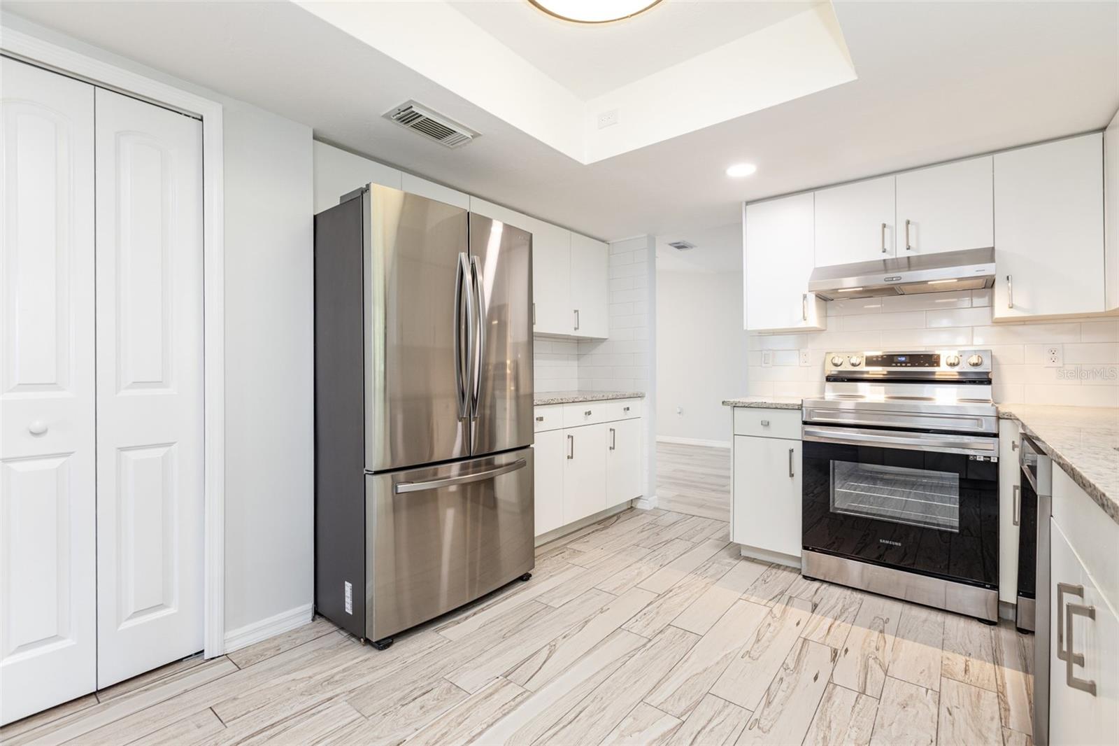 8434 CYPRESS LAKE CIR