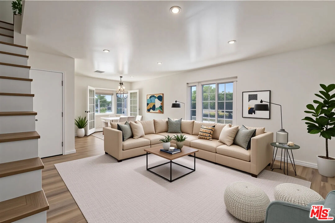 941 Elm Ave Unit: 11