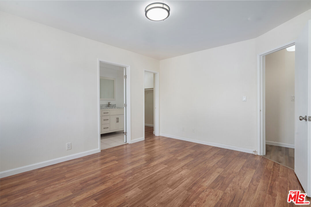 941 Elm Ave Unit: 11