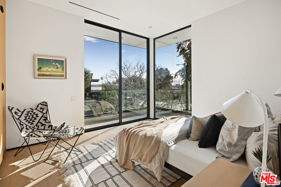 12609 Westminster Ave