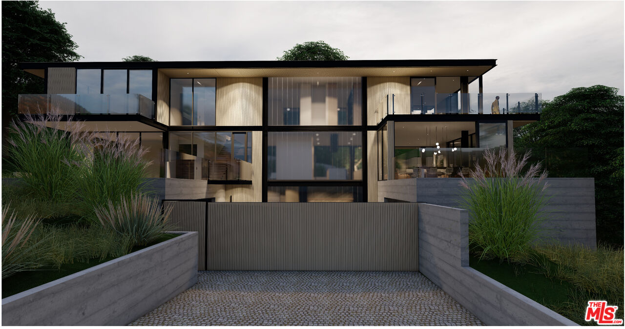 2436 Arbutus Dr