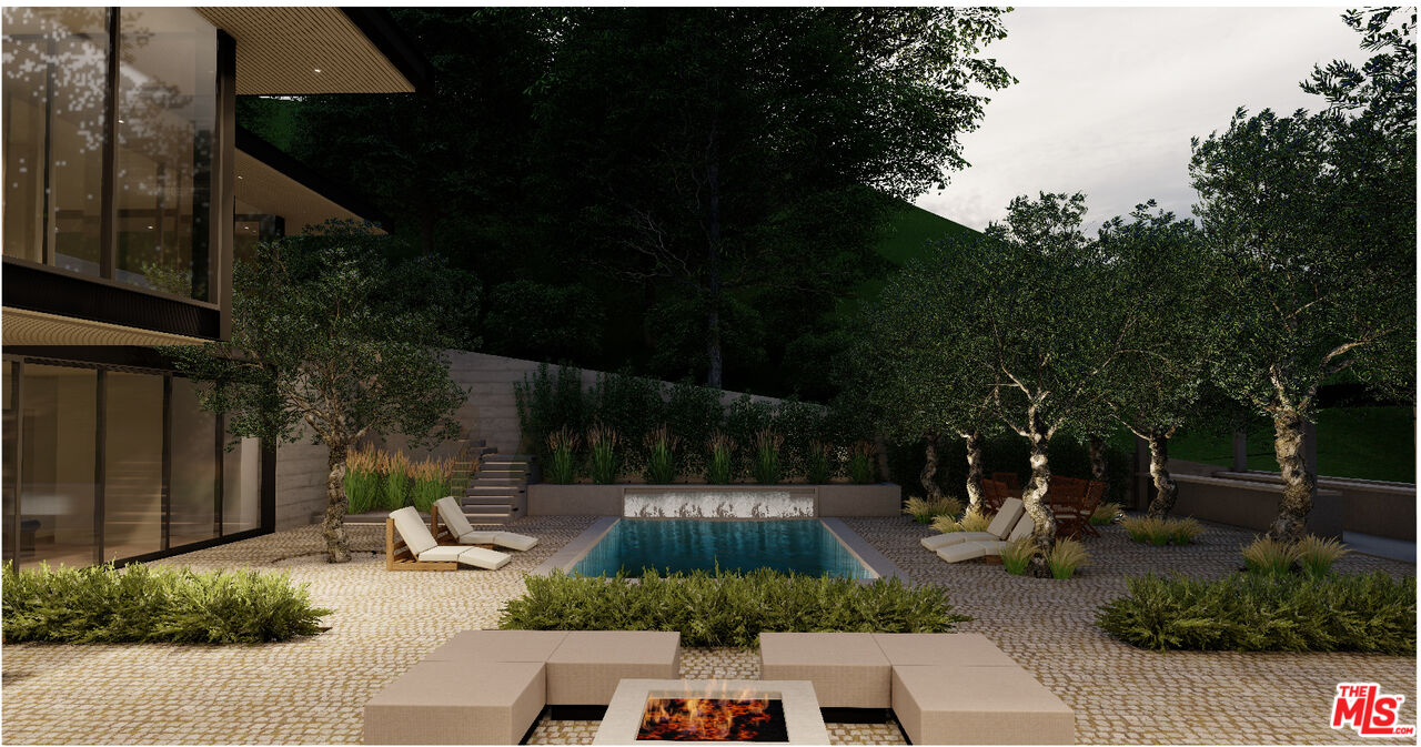 2436 Arbutus Dr