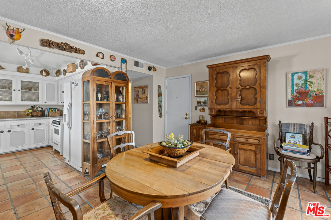 3620 Pacific Ave Unit: 2