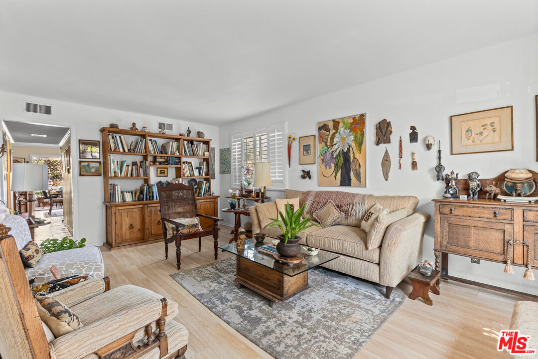 3620 Pacific Ave Unit: 2
