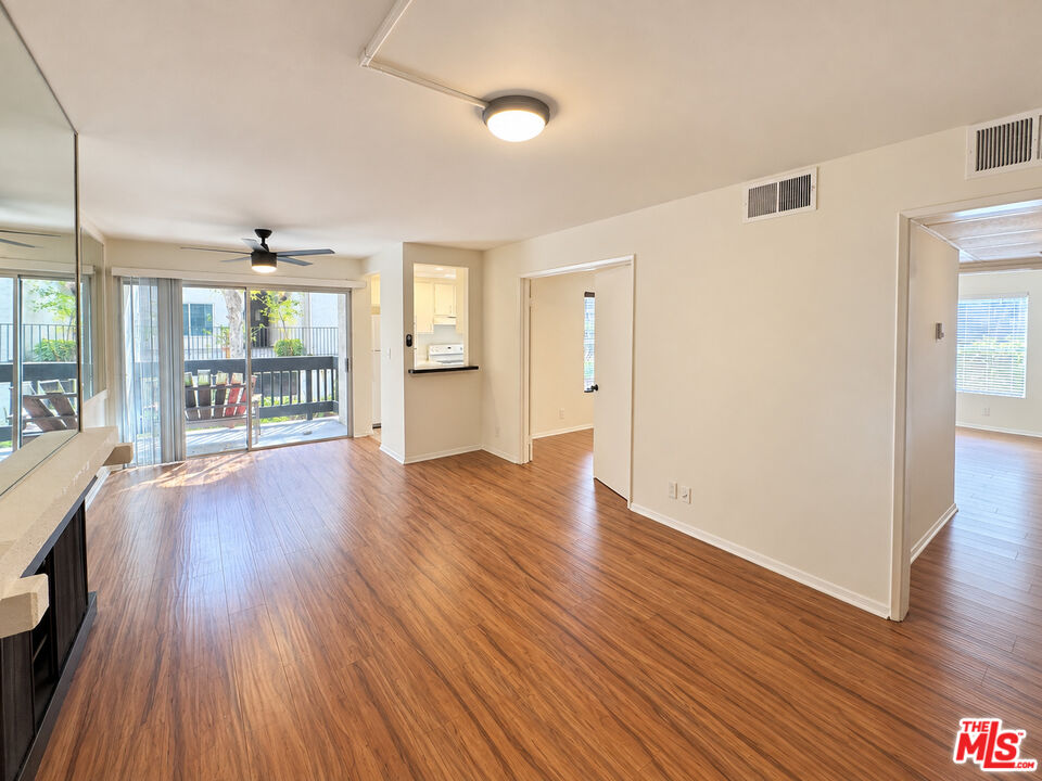 7101 Summertime Ln Unit: Suite 101
