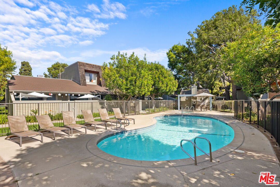 13360 Maxella Ave Unit: 11