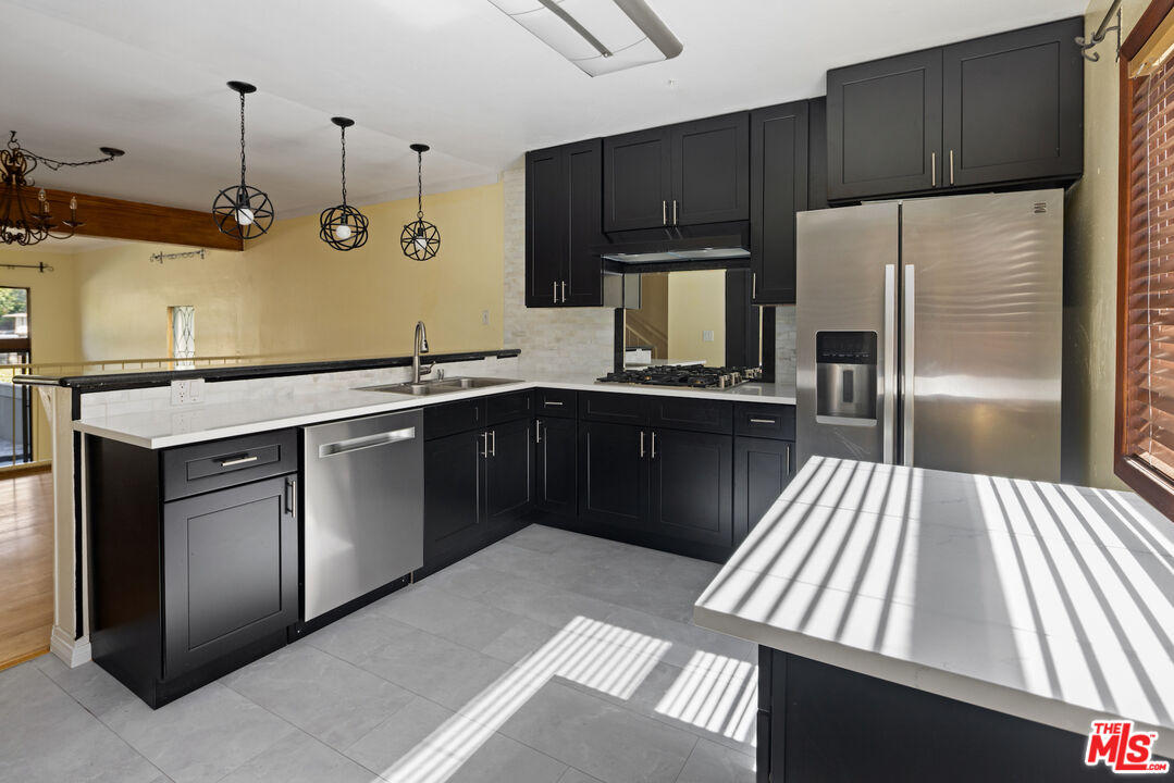 13360 Maxella Ave Unit: 11