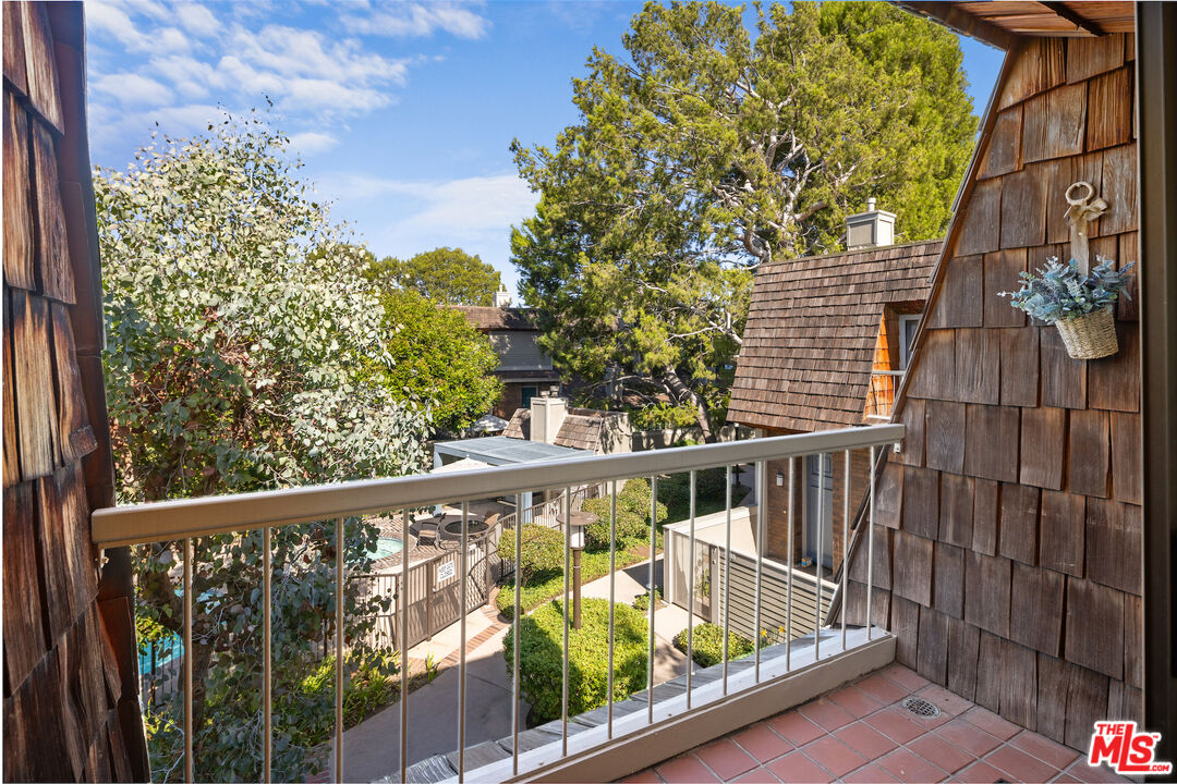 13360 Maxella Ave Unit: 11
