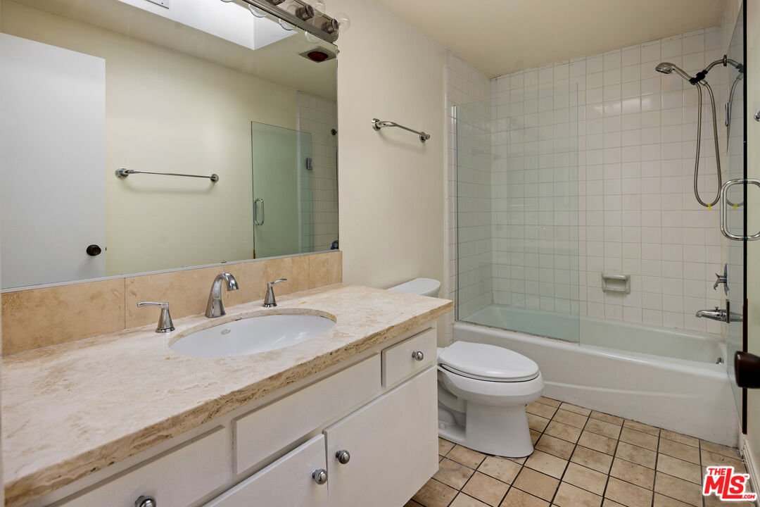 13360 Maxella Ave Unit: 11