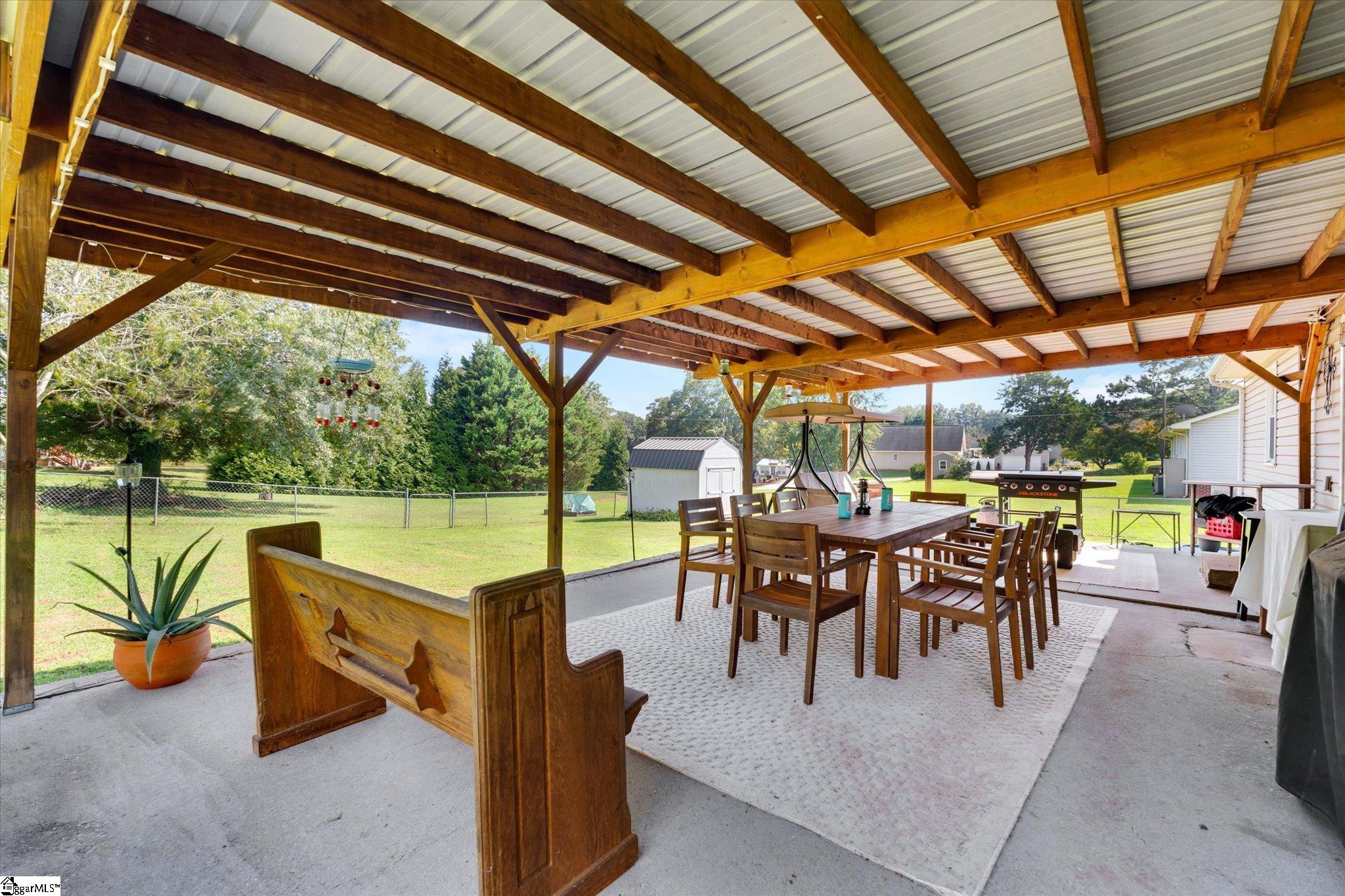 1208 Five Forks Road
