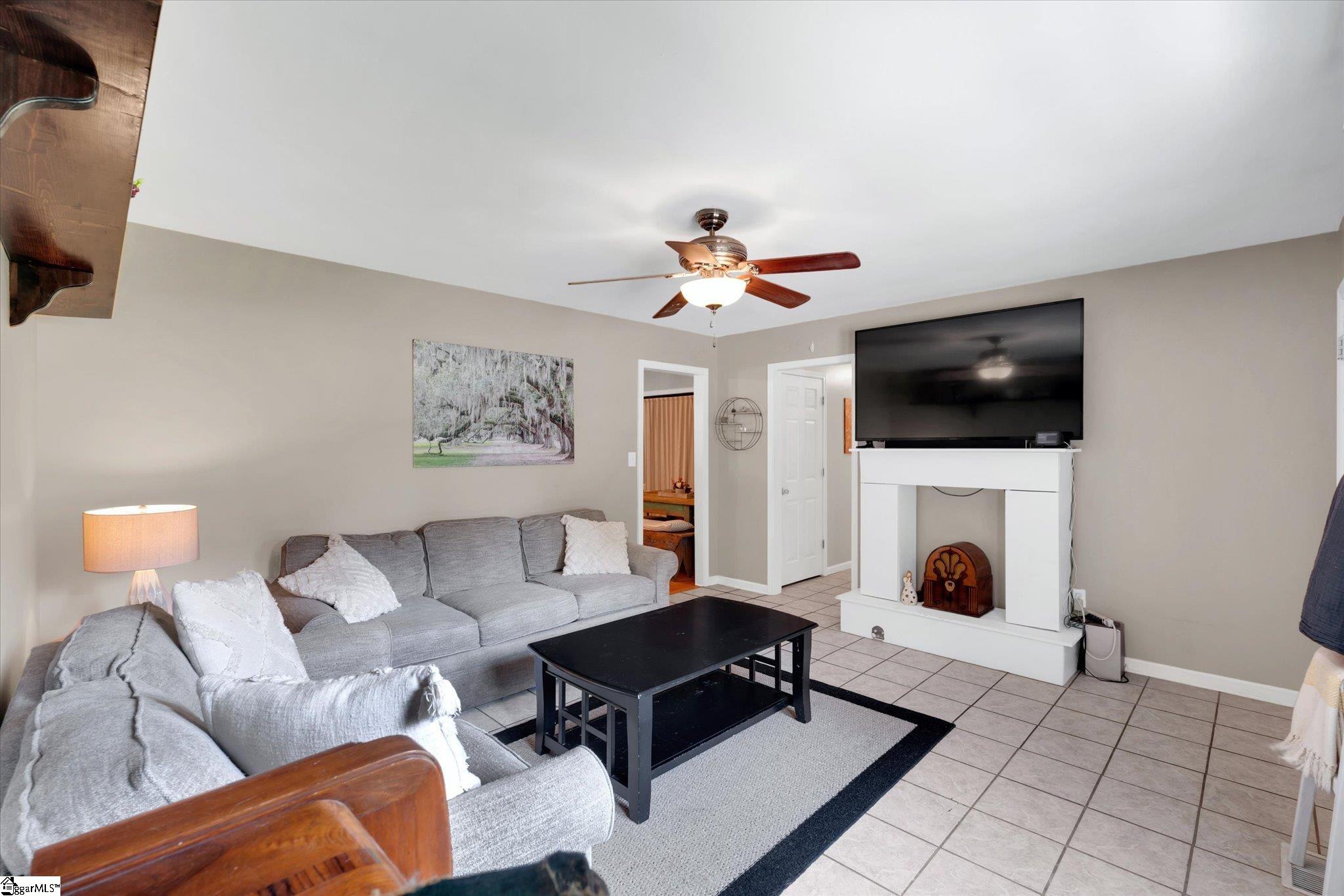 1208 Five Forks Road