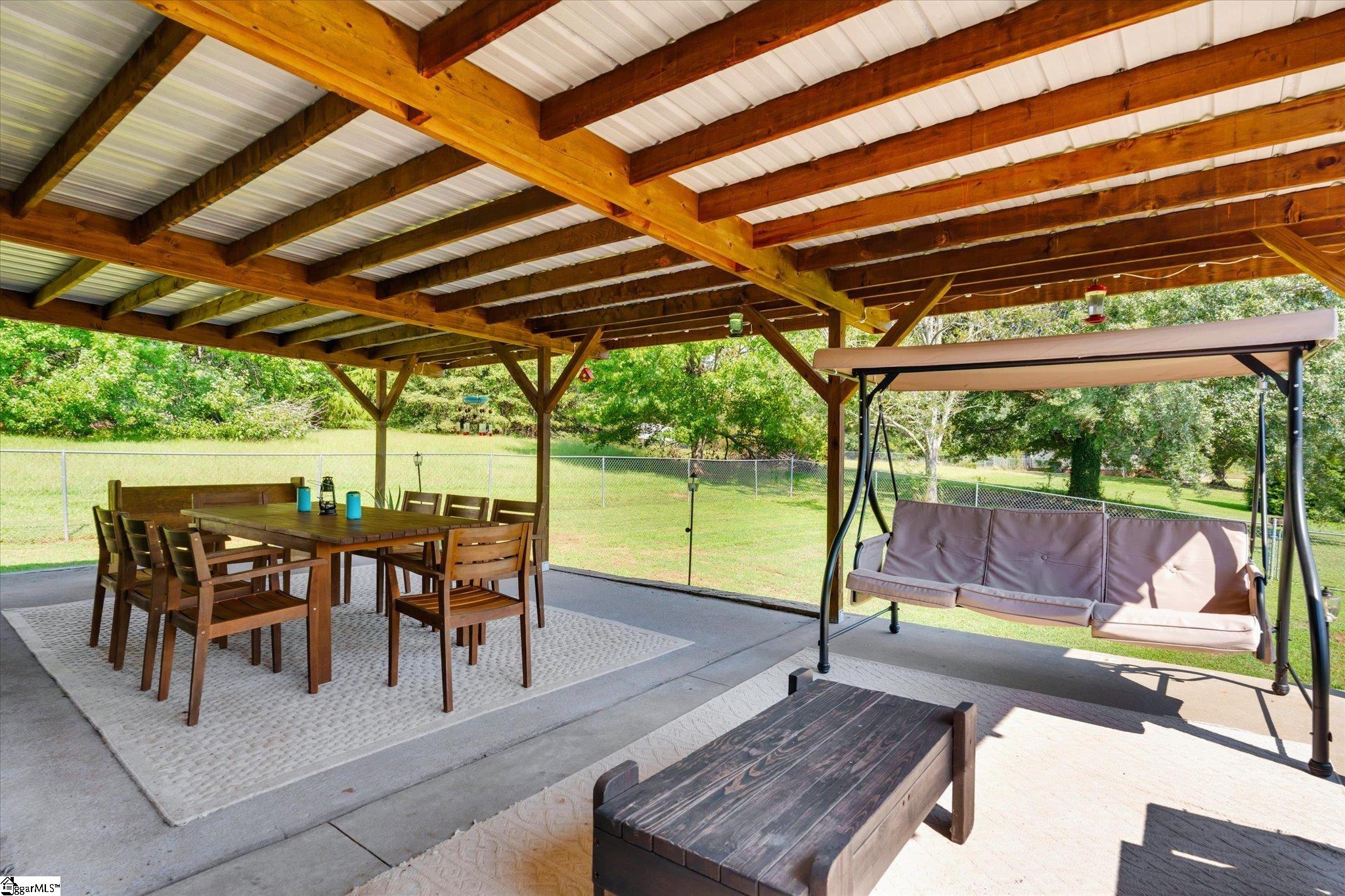 1208 Five Forks Road