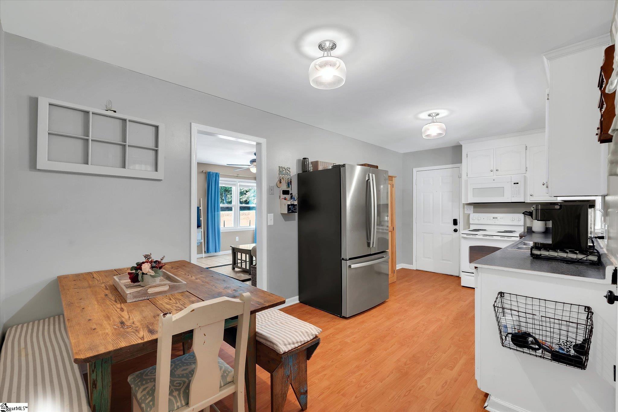 1208 Five Forks Road
