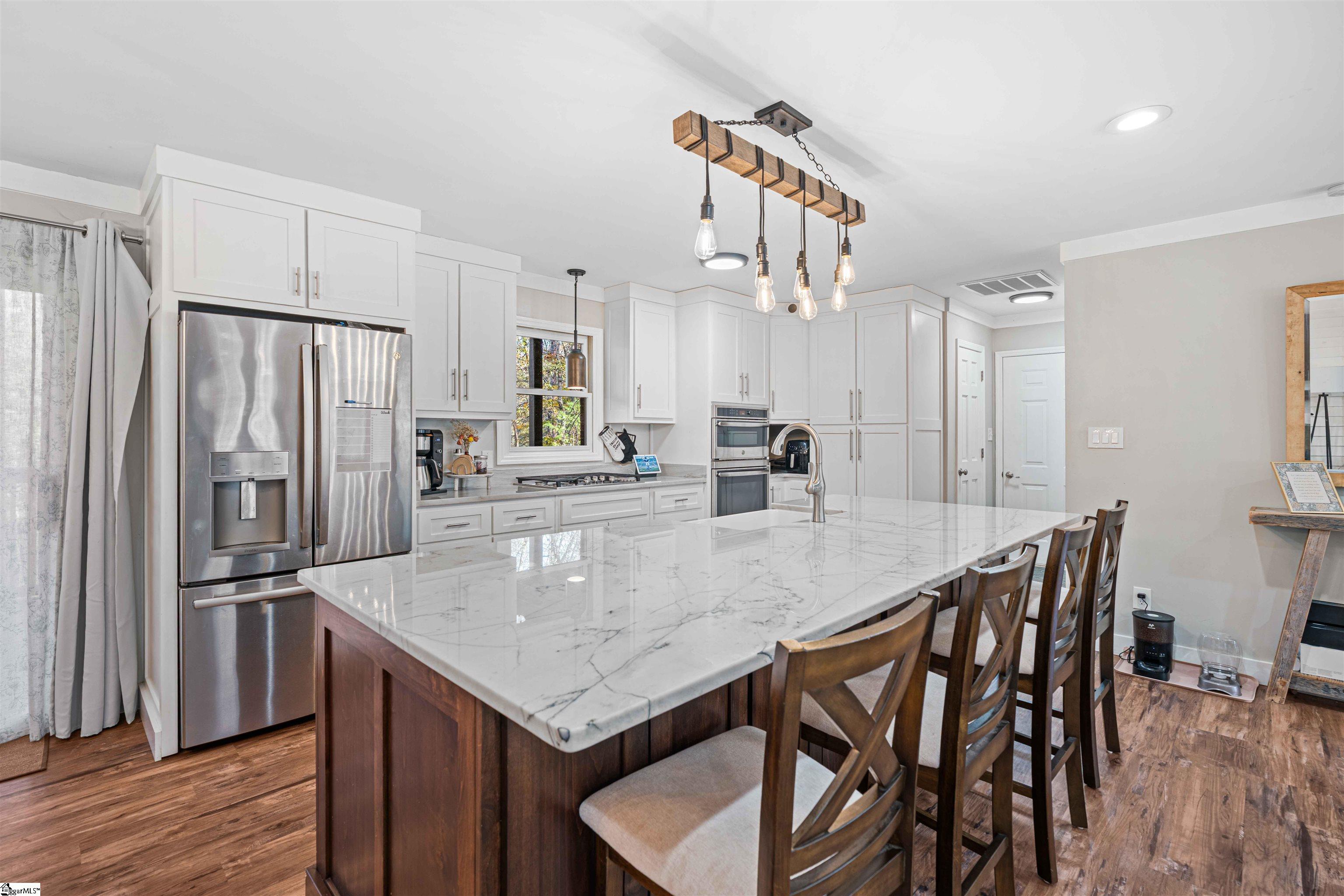 6417 Old Greenville Highway