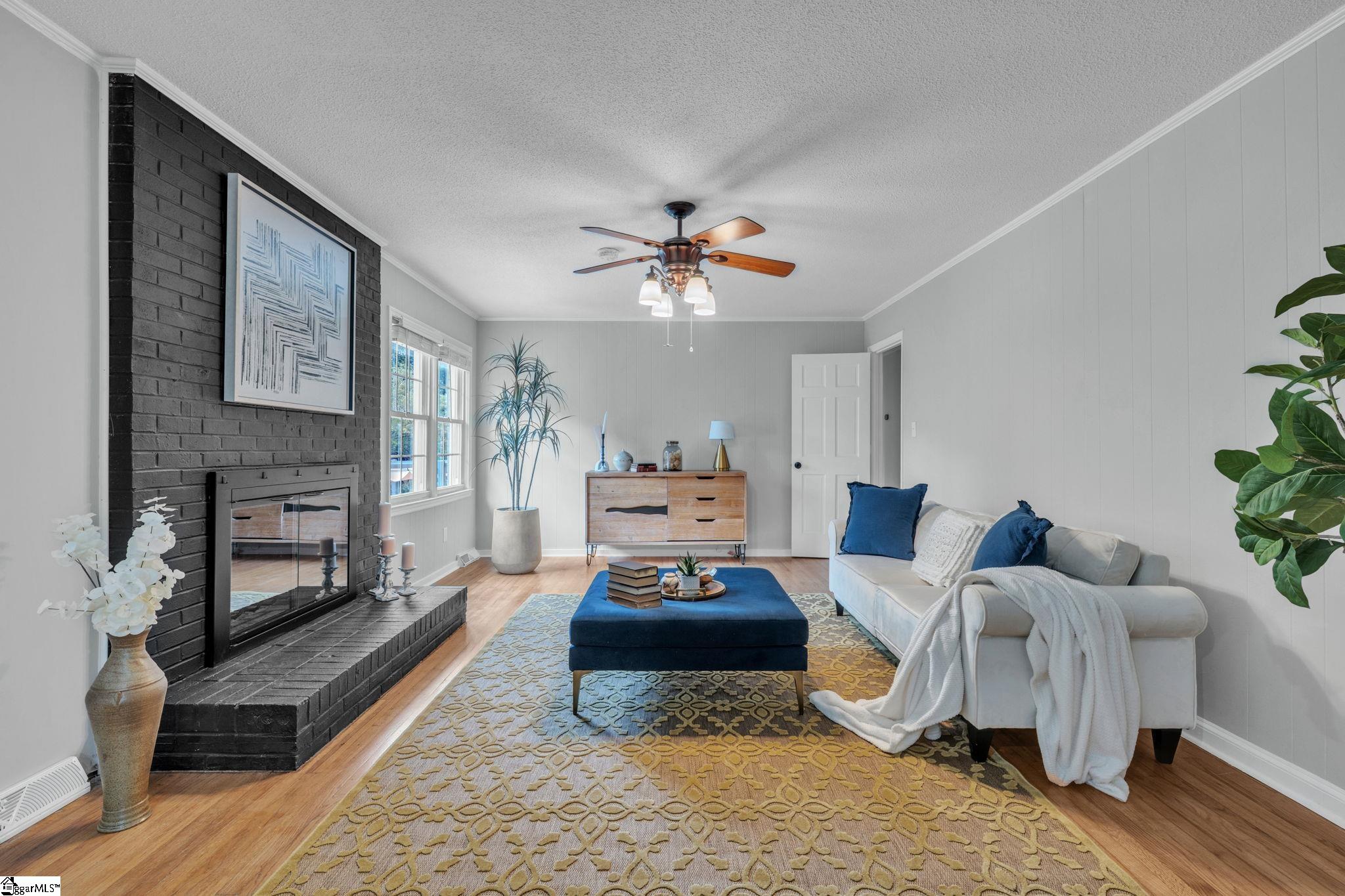 5016 Maplewood Drive