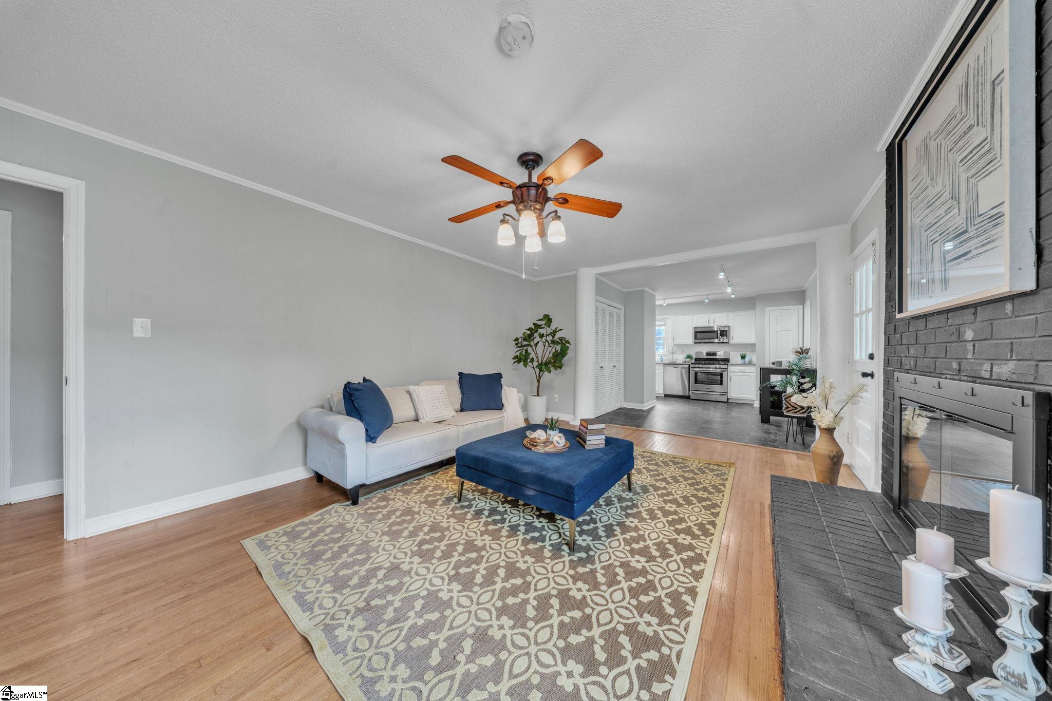 5016 Maplewood Drive