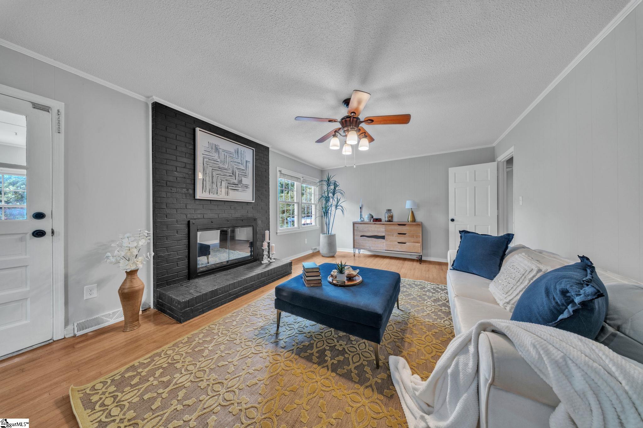 5016 Maplewood Drive