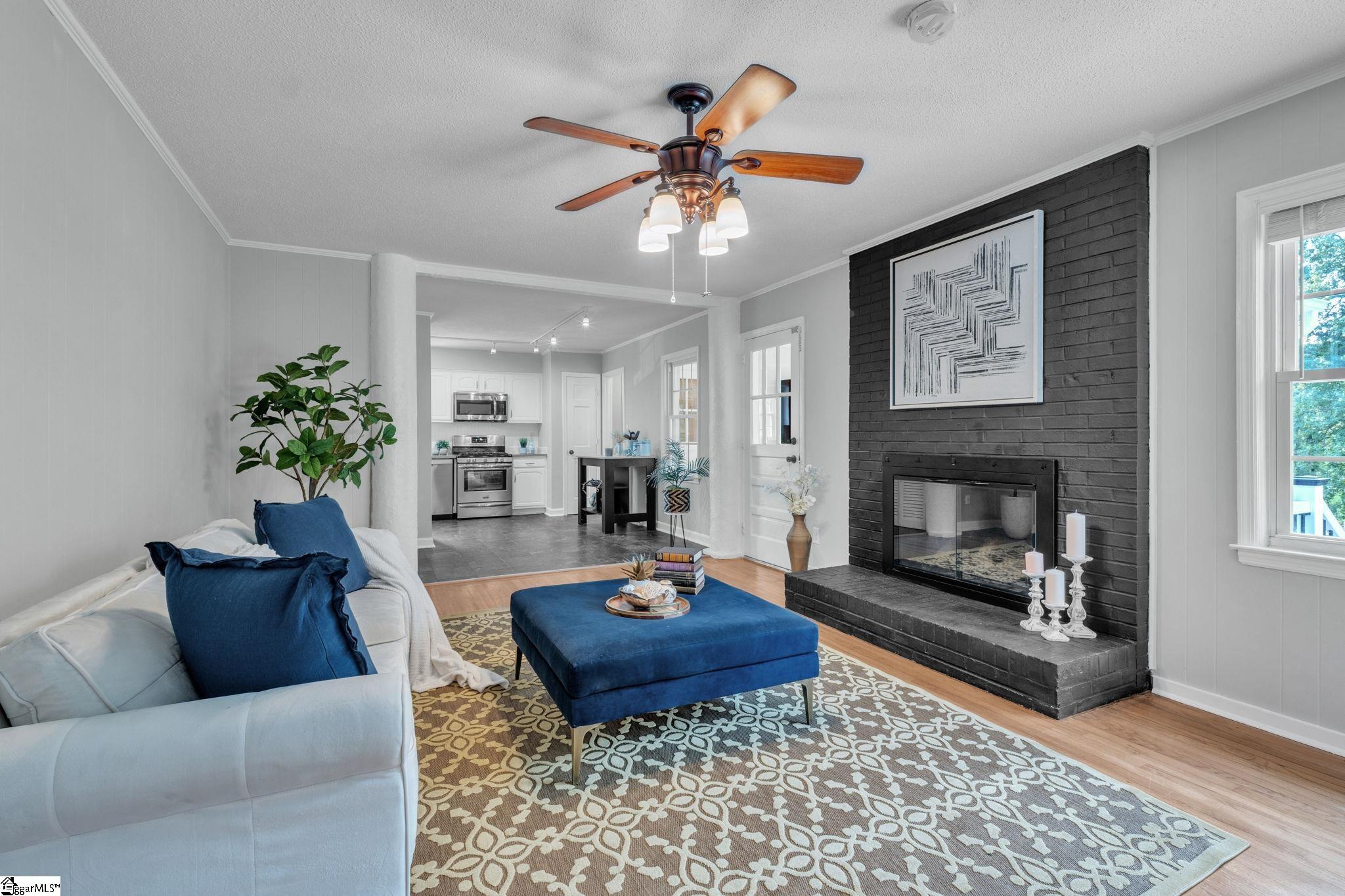 5016 Maplewood Drive