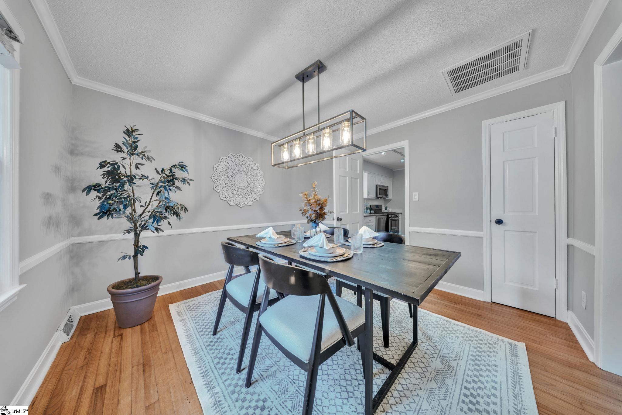 5016 Maplewood Drive