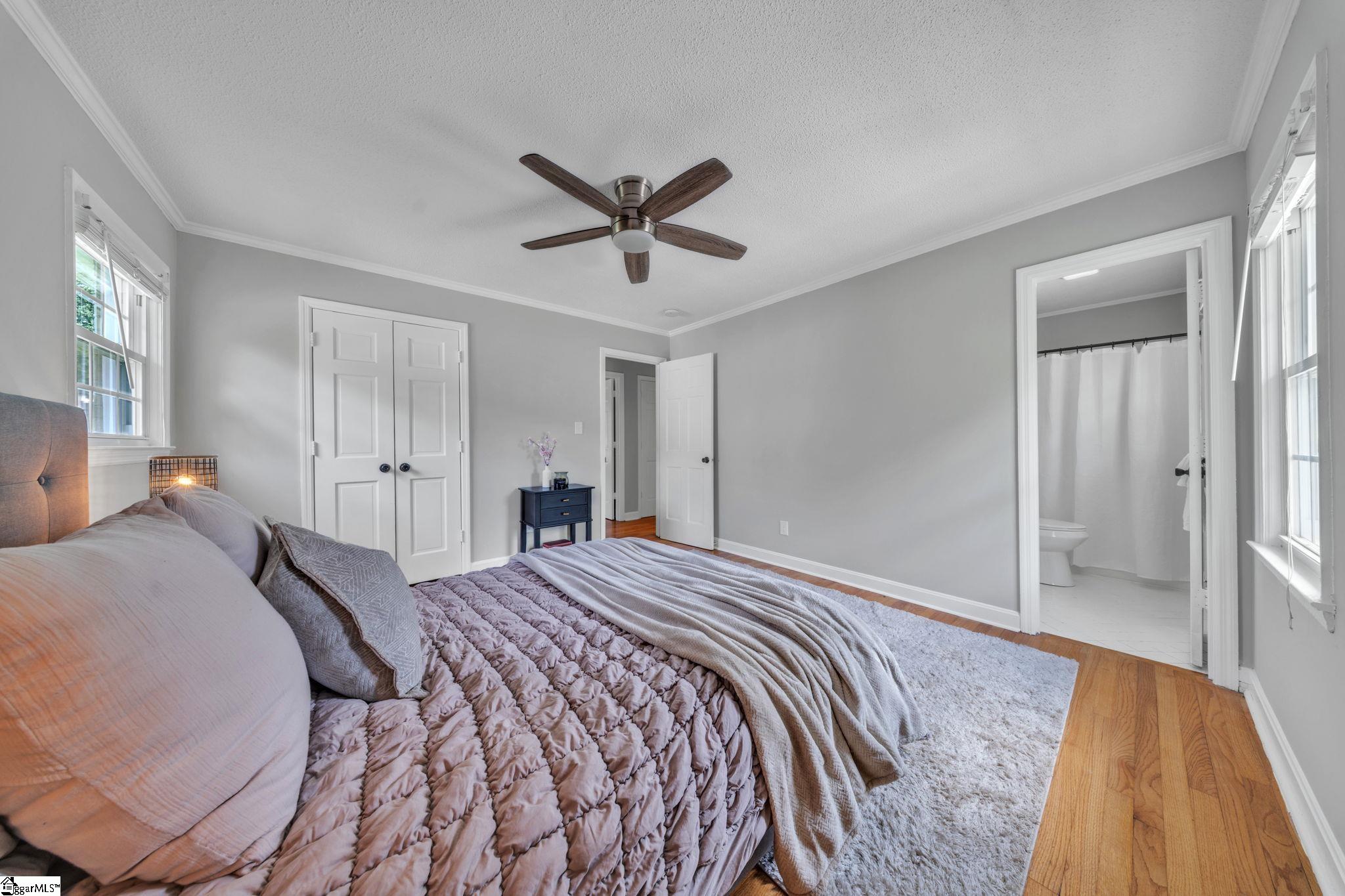 5016 Maplewood Drive