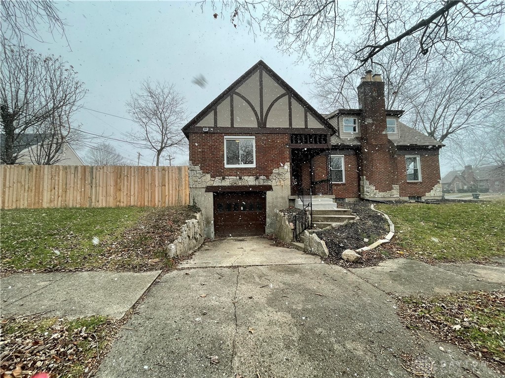1504 Burbank Drive