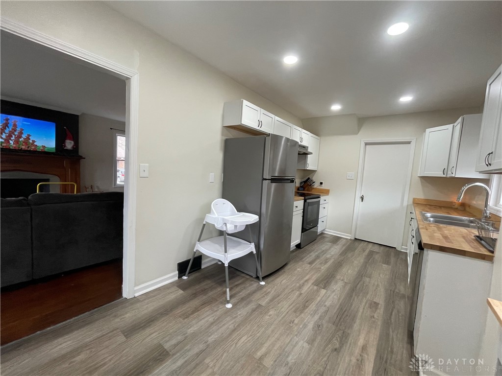 1504 Burbank Drive