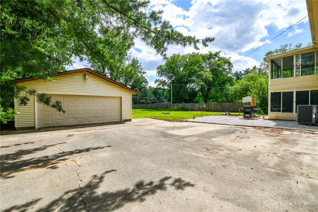 2707 Lantz Road