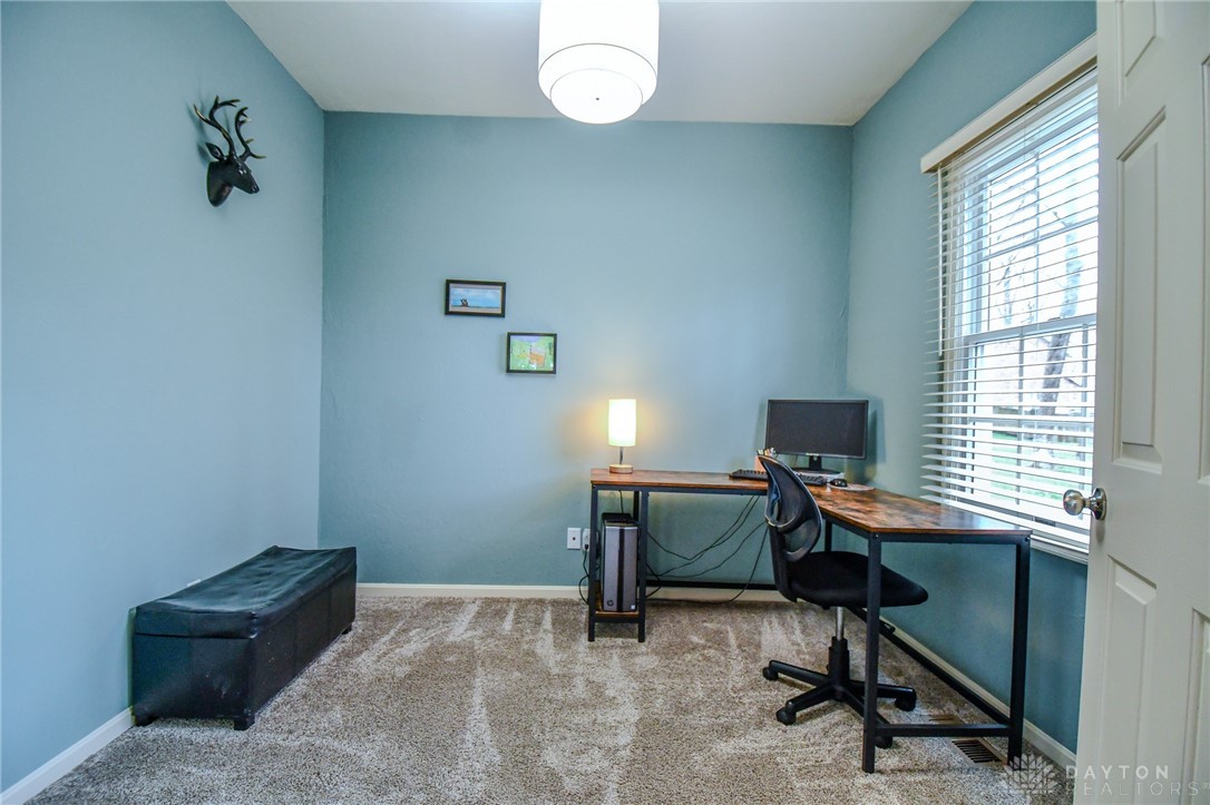 2928 Ramblingwood Lane