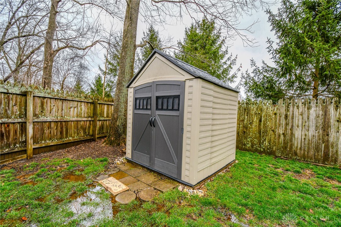 2928 Ramblingwood Lane