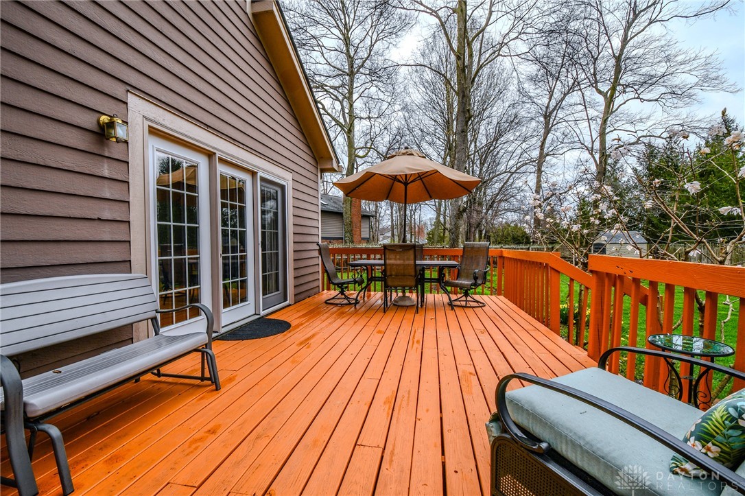 2928 Ramblingwood Lane