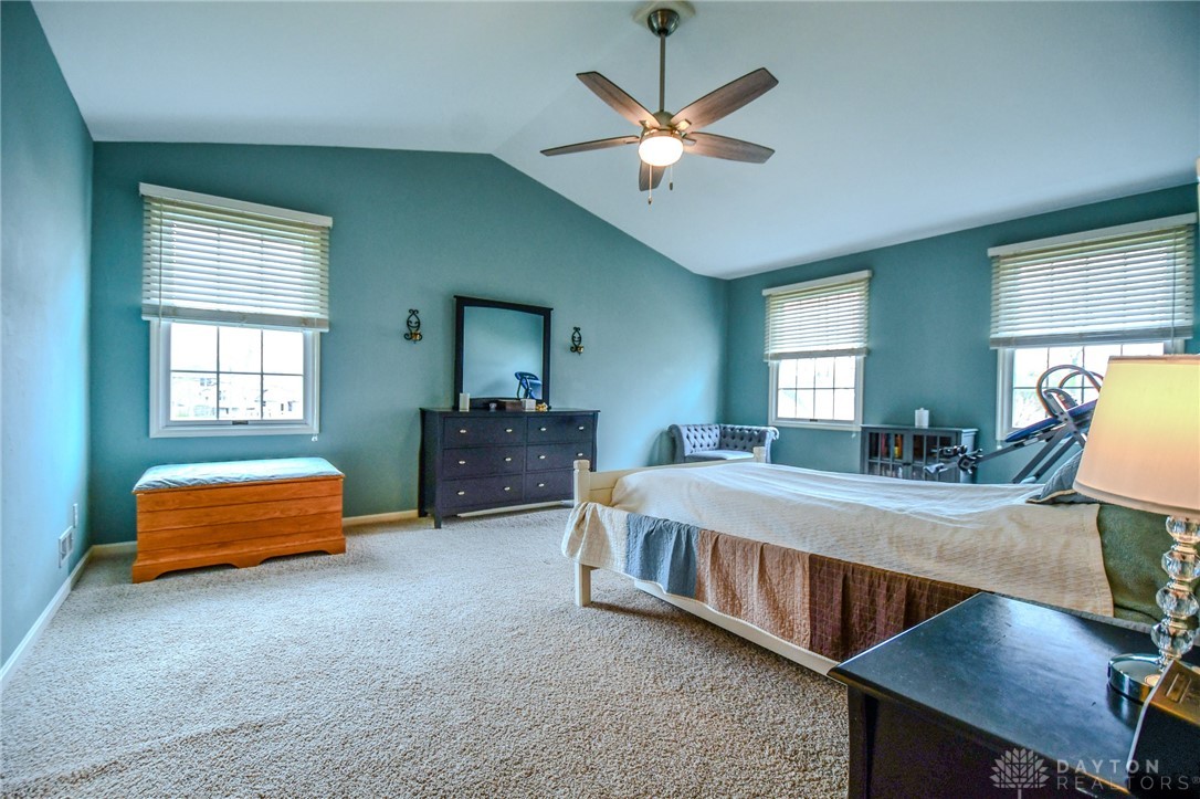 2928 Ramblingwood Lane