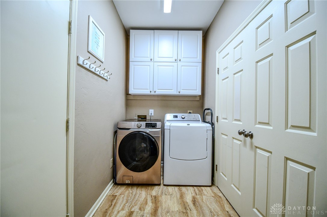 2928 Ramblingwood Lane