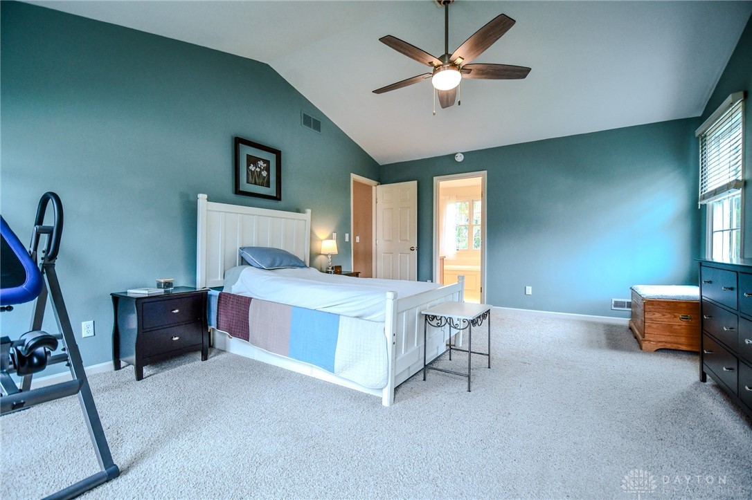 2928 Ramblingwood Lane