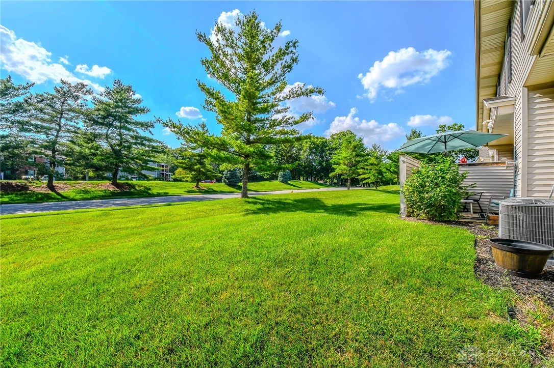 9689 Creek Lane