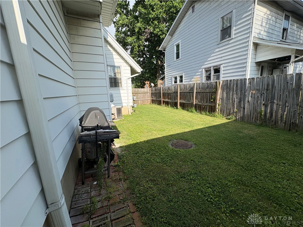 1582 S Smithville Road 1580