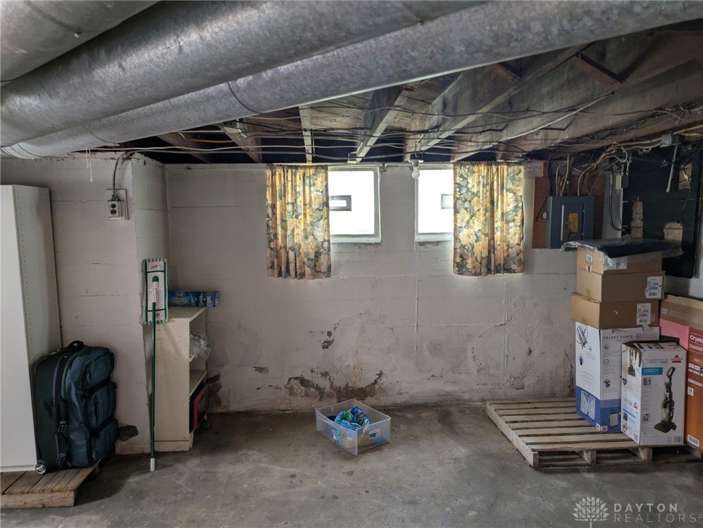 1582 S Smithville Road 1580