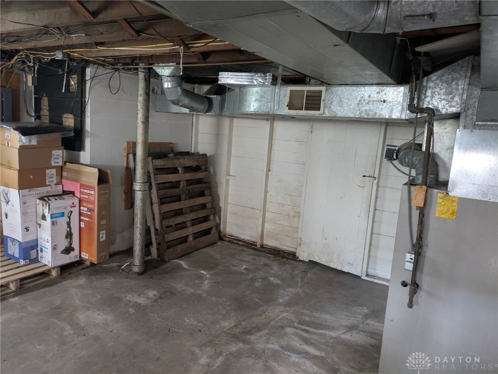 1582 S Smithville Road 1580
