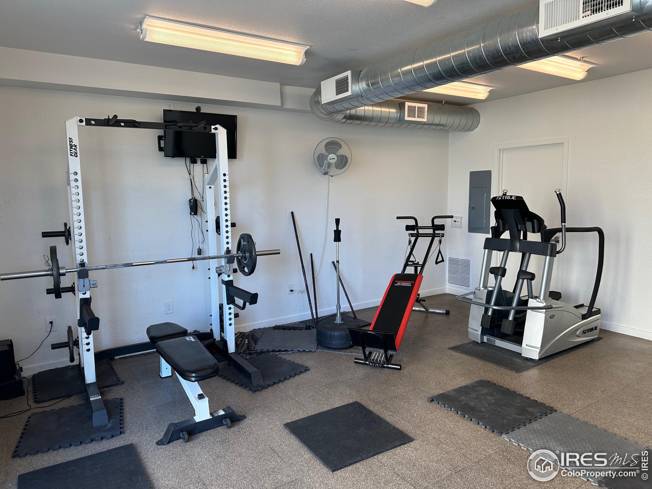 2810 E College Ave 305