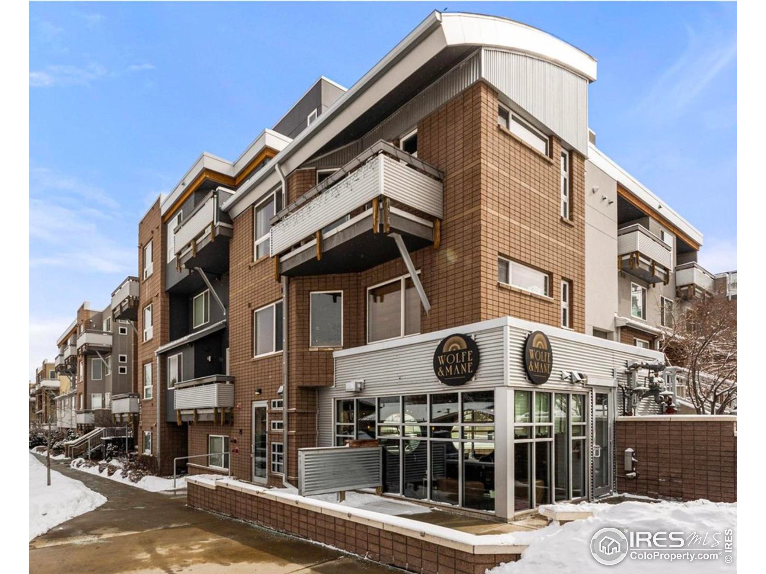 2810 E College Ave 305