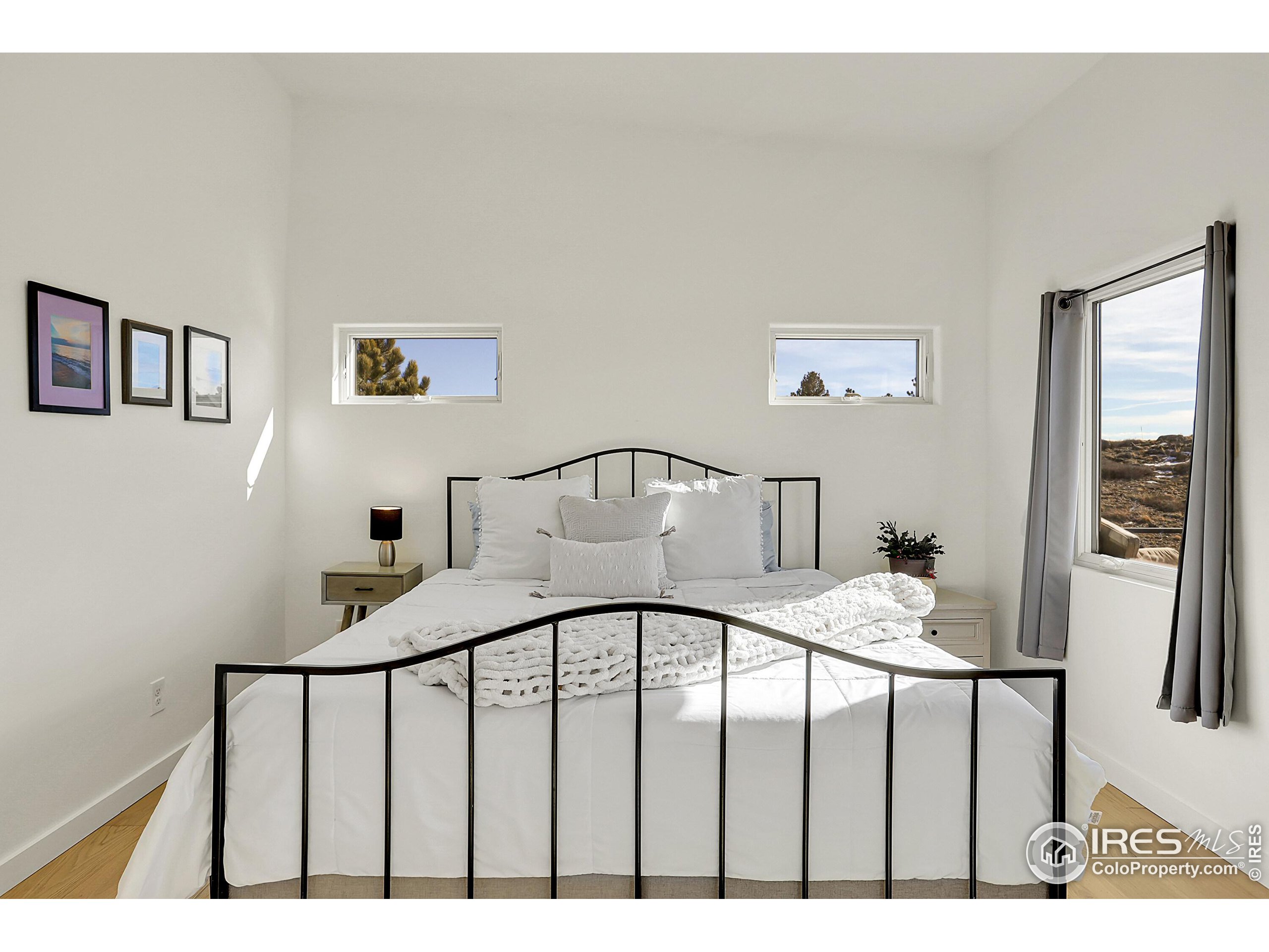 6191 Sunshine Canyon Dr