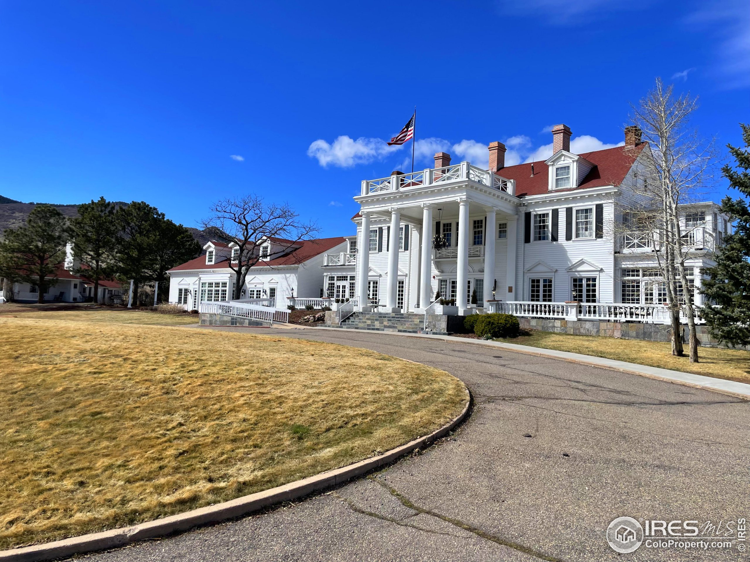 10895 W Half Moon Pass