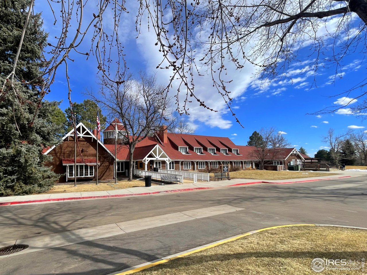 10895 W Half Moon Pass