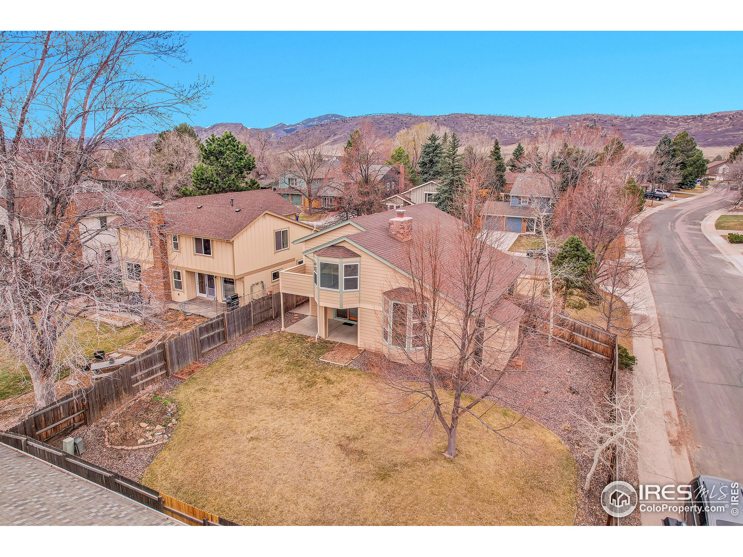 10895 W Half Moon Pass