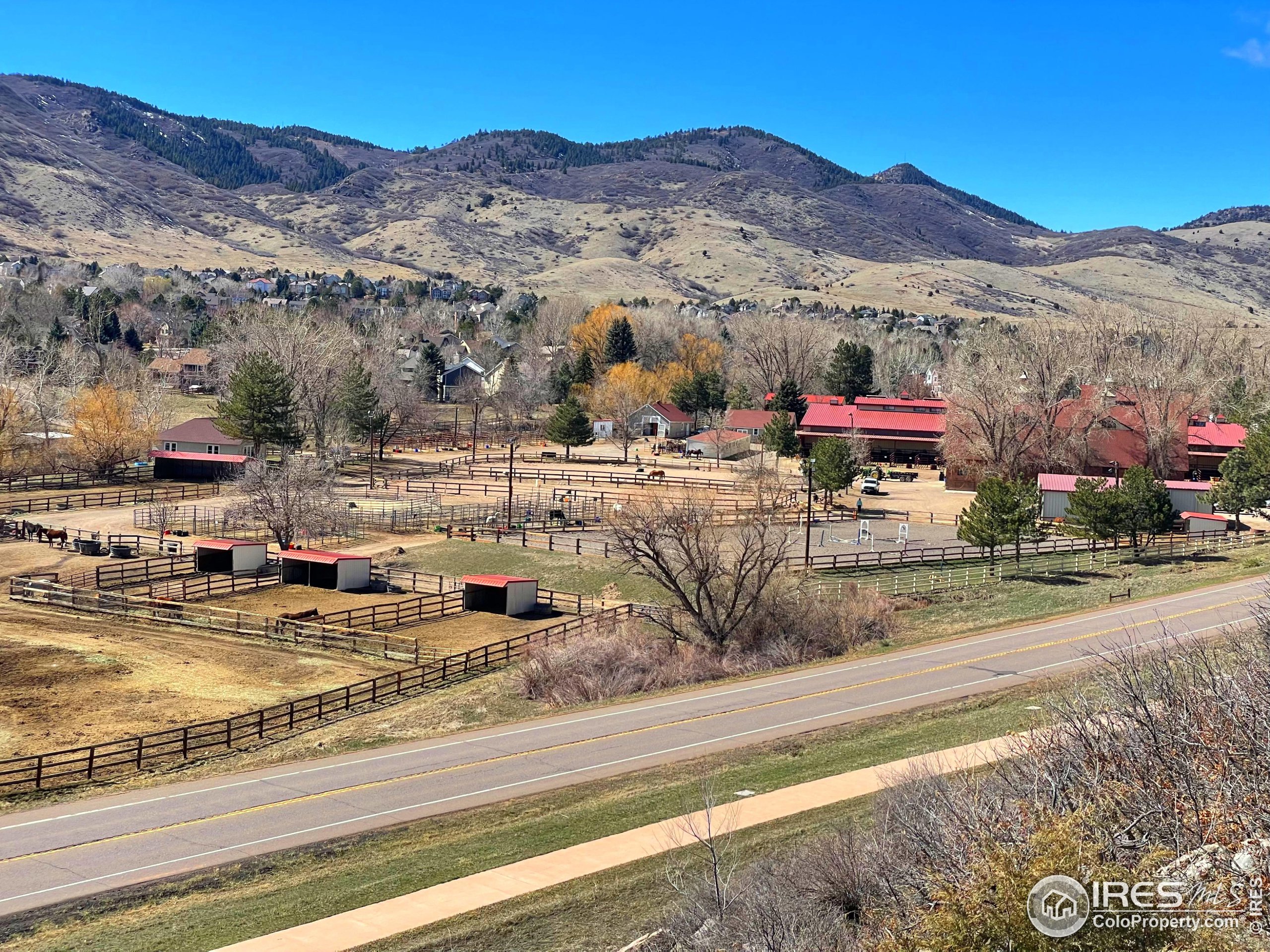 10895 W Half Moon Pass