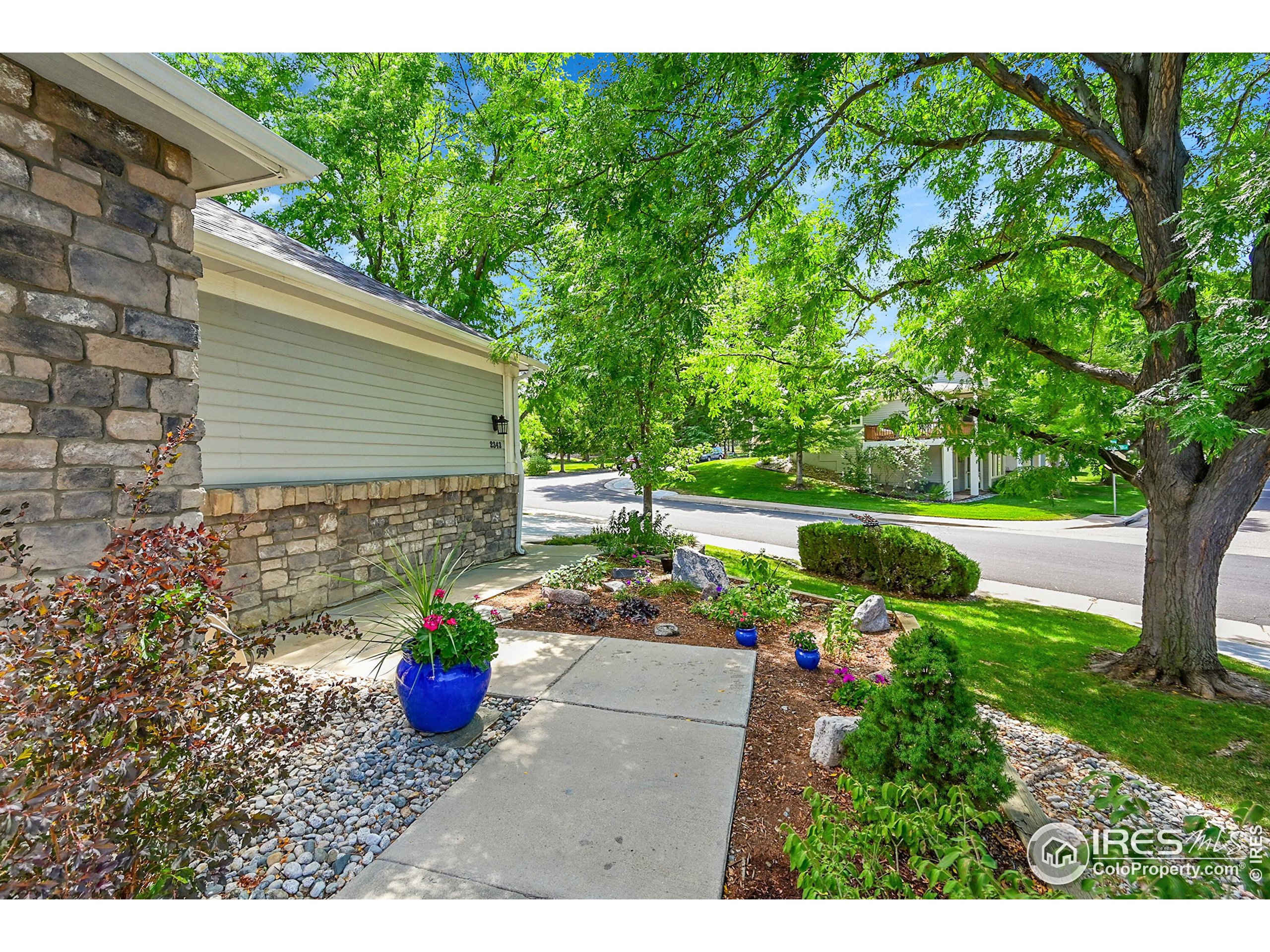 2343 Lavender Hill Ln