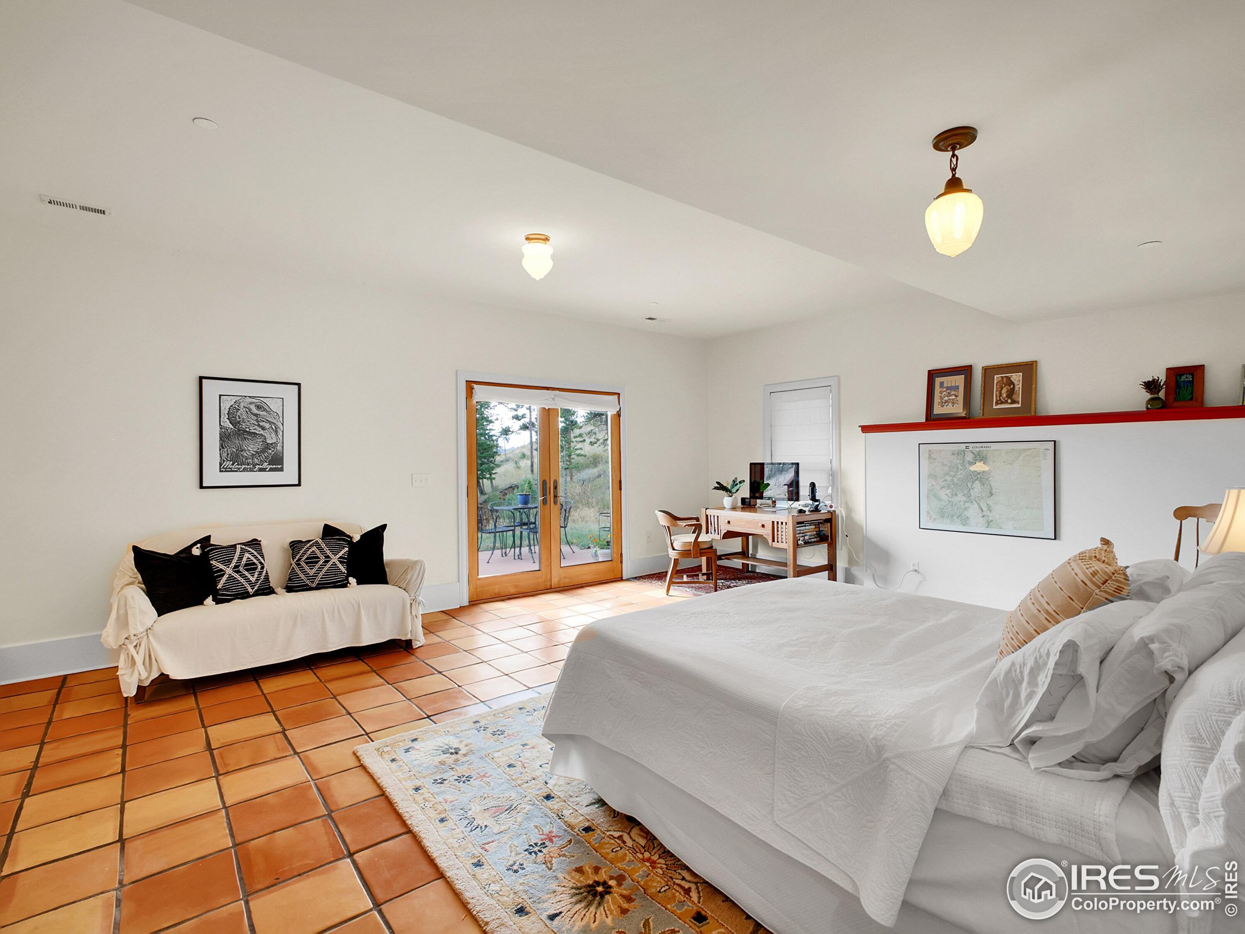 1689 County Road 83