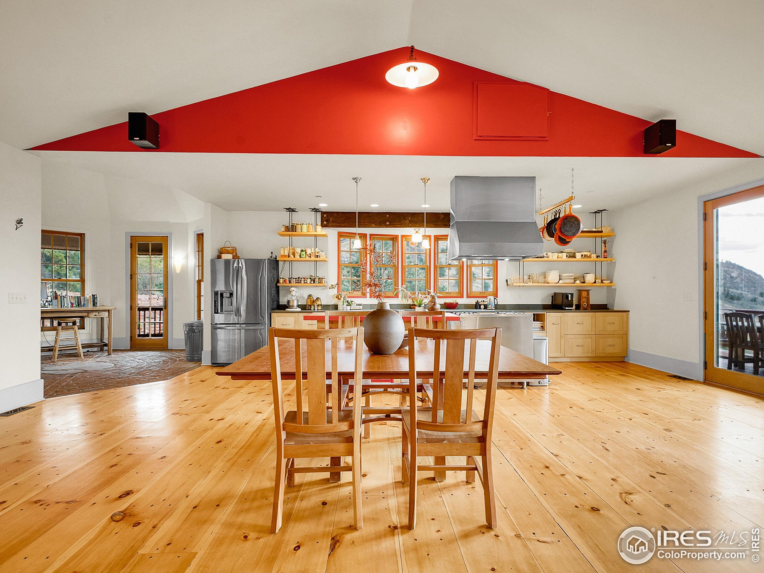 1689 County Road 83
