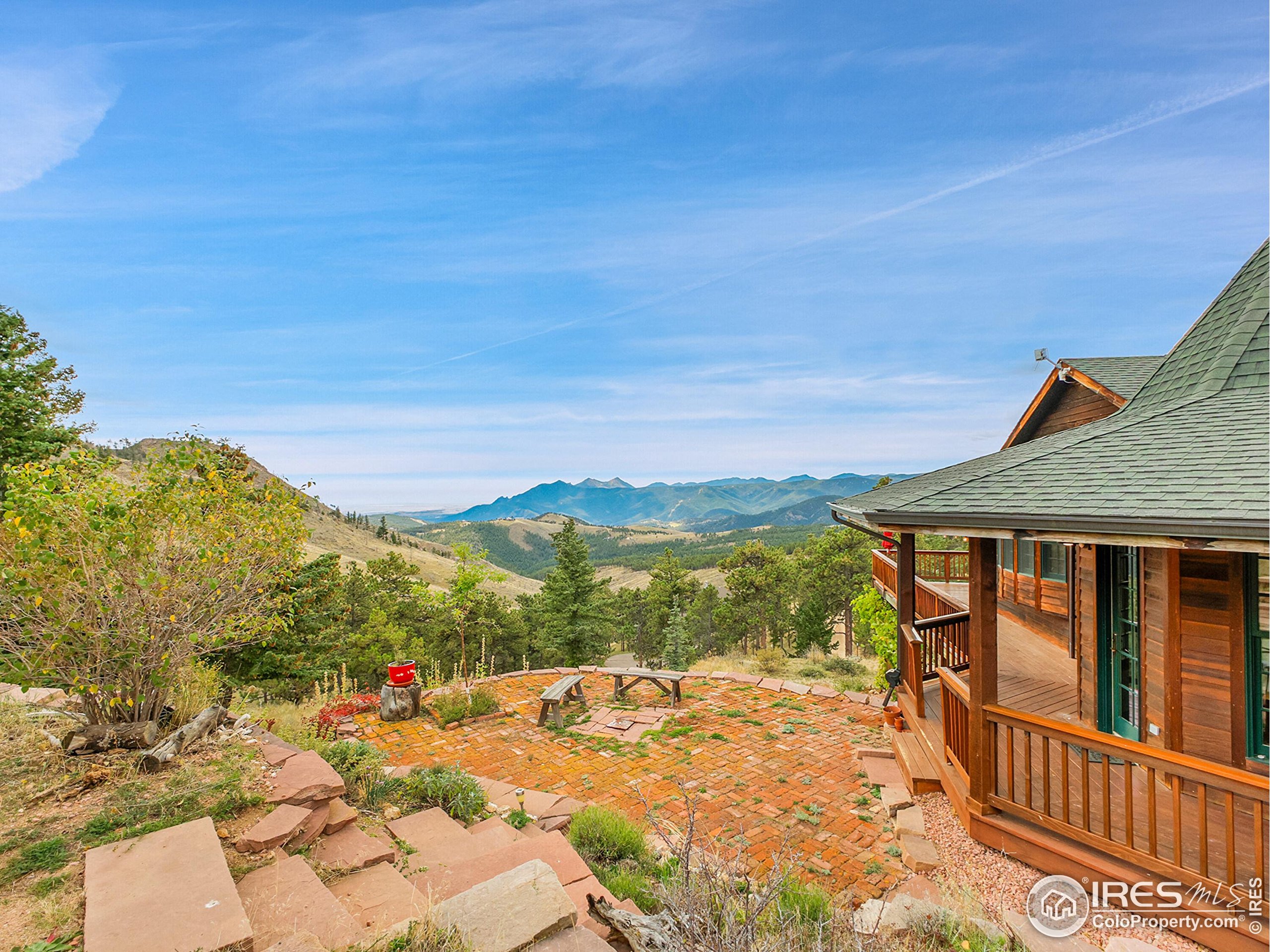 1689 County Road 83