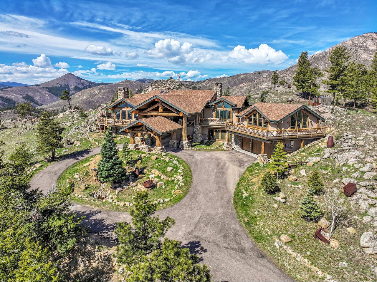6553 Sunshine Canyon Dr
