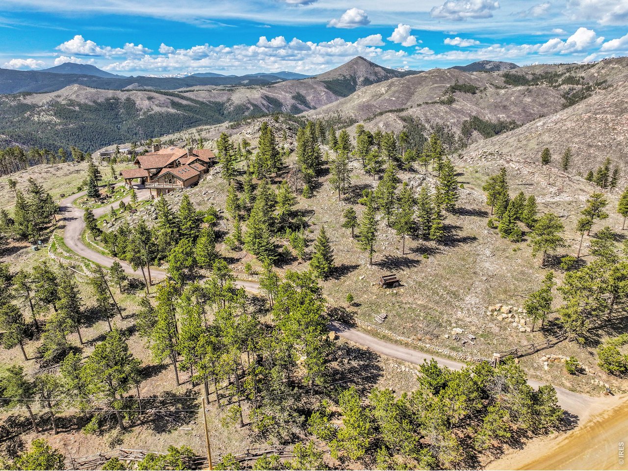 6553 Sunshine Canyon Dr